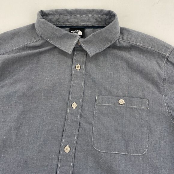 The North Face Denim Button Down Collared Shirt Men’s Large Workwear Preppy - Picture 2 of 9